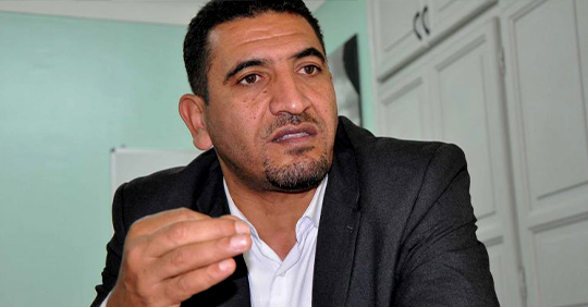 على السلطات الجزائرية وقف الانتقام من المعارضين بالإفراج عن كريم طابو .. وكل المعتقلين السياسيين